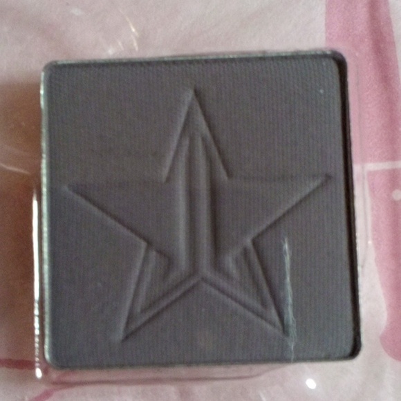 JEFFREE STAR 1985 EYESHADOW .05 OZ - Picture 4 of 4